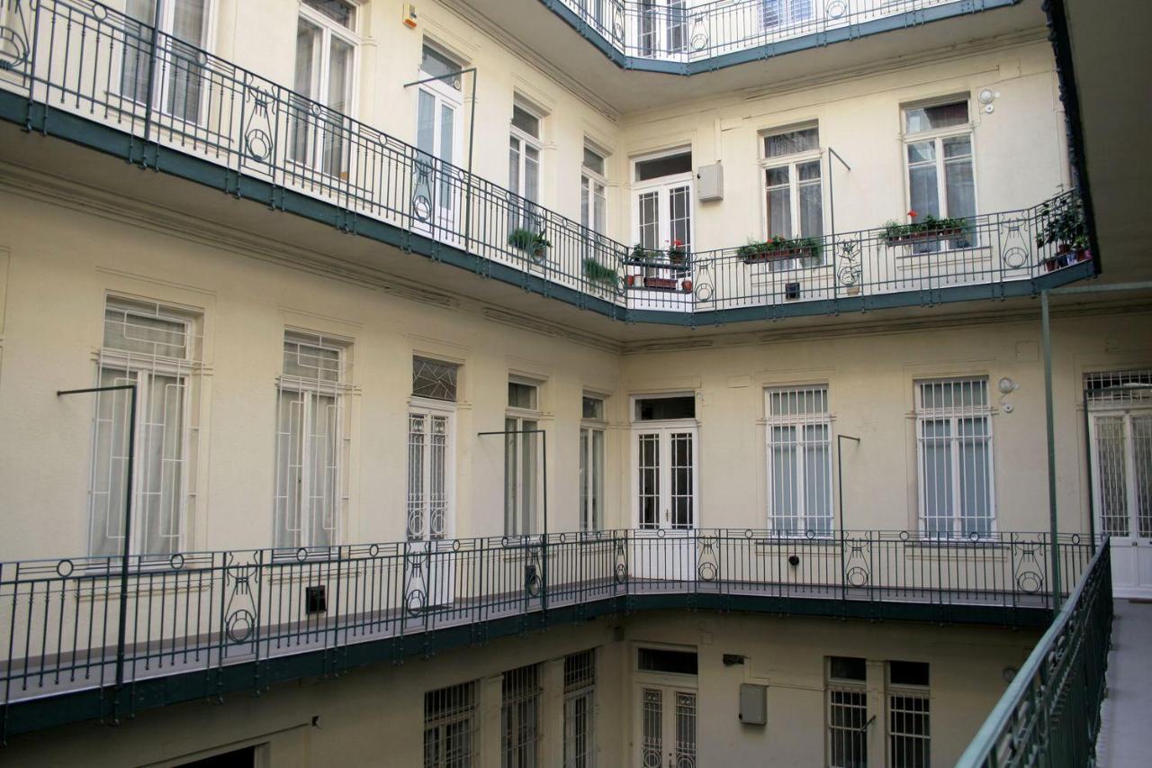 بودابست Central Ferenciek Apartments المظهر الخارجي الصورة